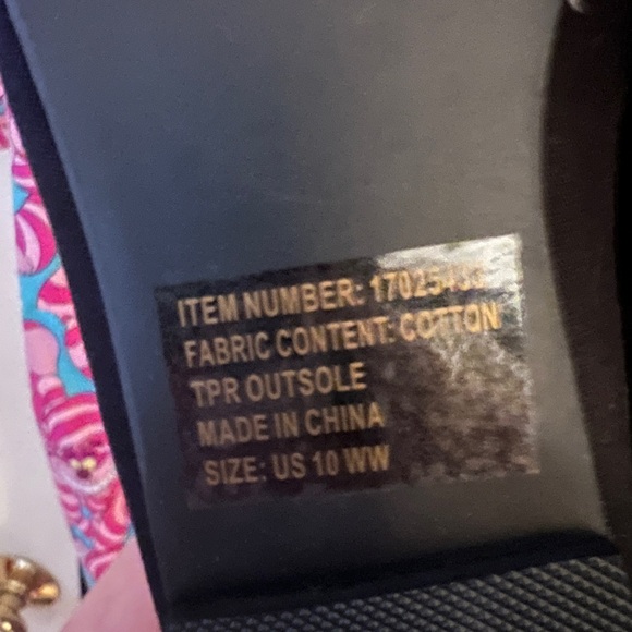 NWT torrid Disney Cheshire Cat shoes - Picture 2 of 2